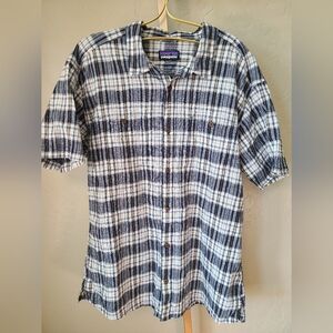 Patagonia Men's Blue Plaid Shirt